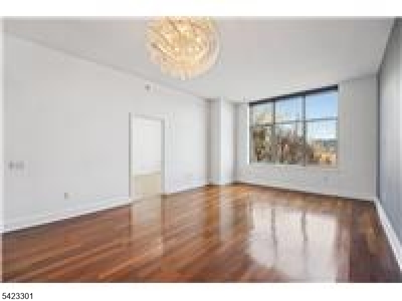 The Watermark - Residential