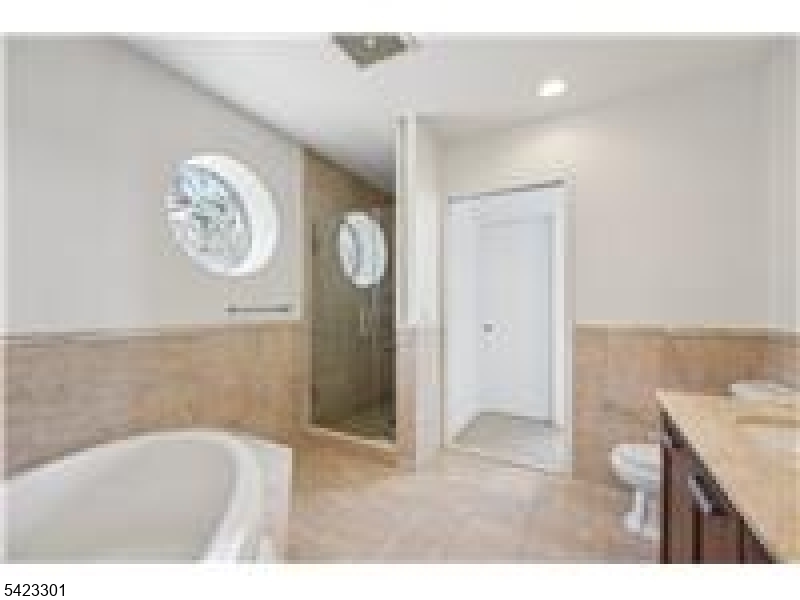 The Watermark - Residential