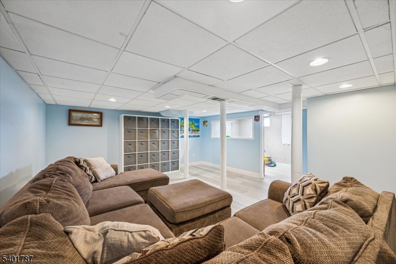 Bee Meadow - Residential