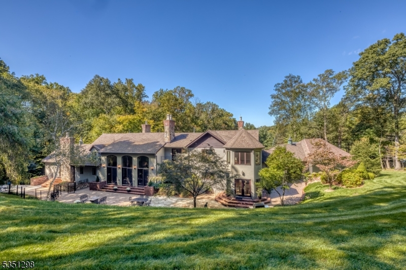 14 Bliss Rd