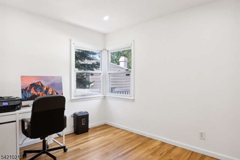 Milton Lake Park - Residential