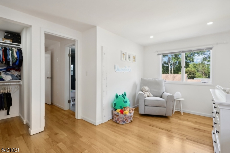 Milton Lake Park - Residential