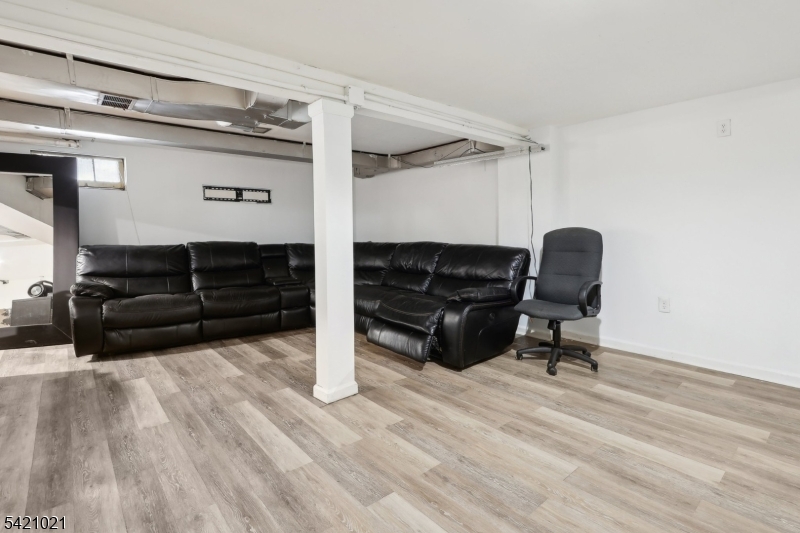 Milton Lake Park - Residential