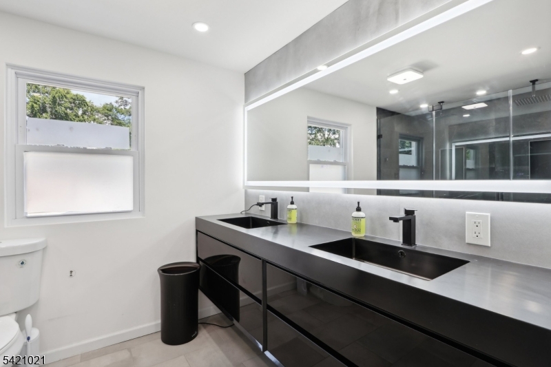 Milton Lake Park - Residential