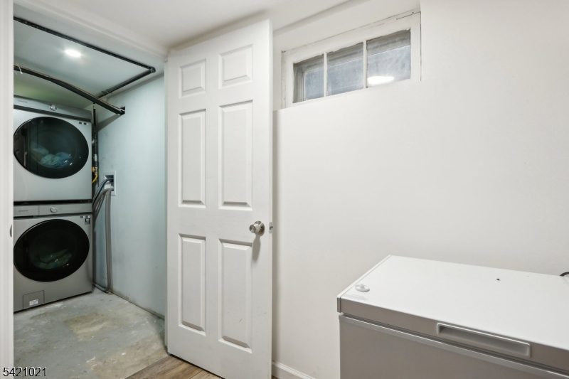 Milton Lake Park - Residential