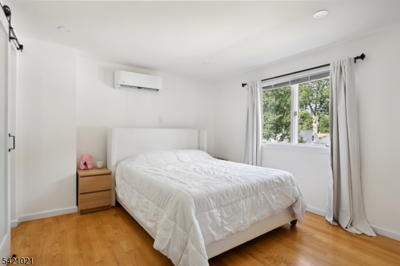 Milton Lake Park - Residential