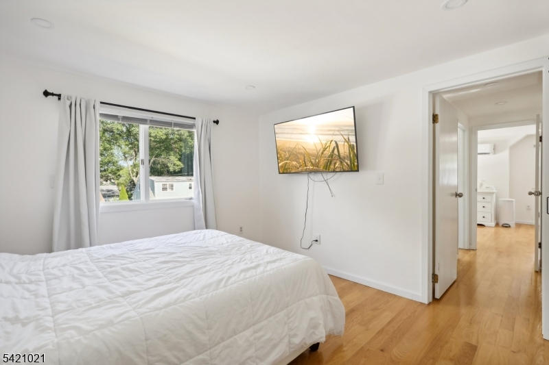 Milton Lake Park - Residential