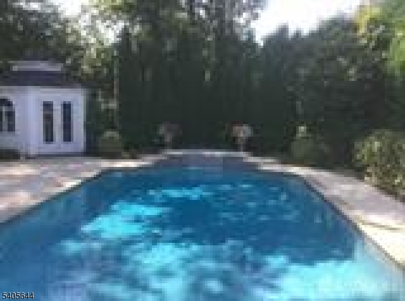 HIGHLANDS - Residential