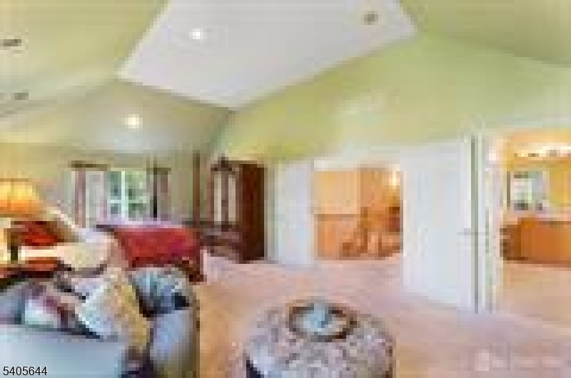 HIGHLANDS - Residential