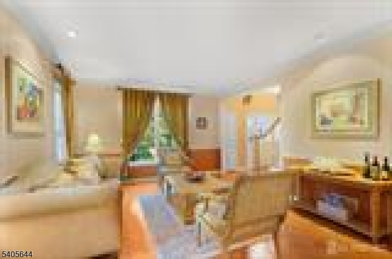 HIGHLANDS - Residential