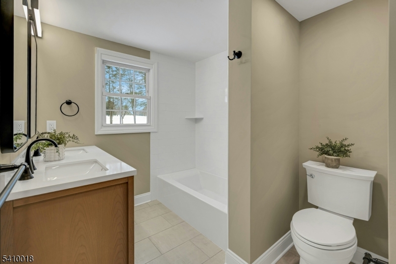 LAKE MOHAWK - Residential