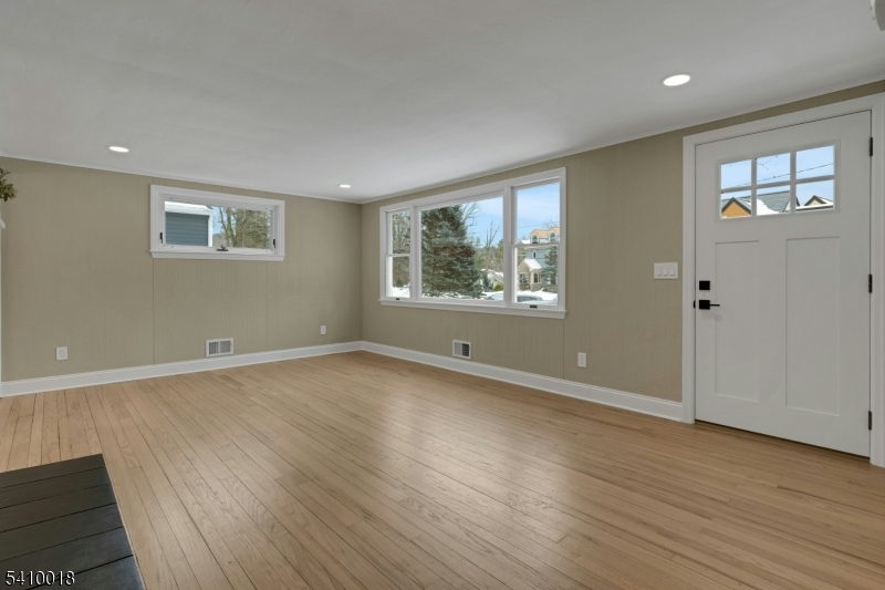 LAKE MOHAWK - Residential