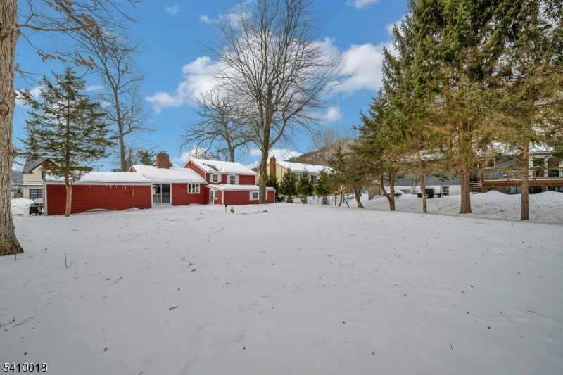 LAKE MOHAWK - Residential