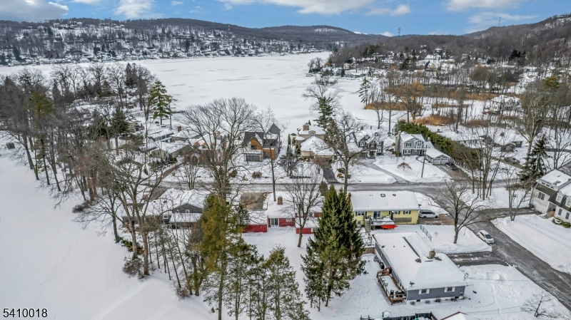 LAKE MOHAWK - Residential