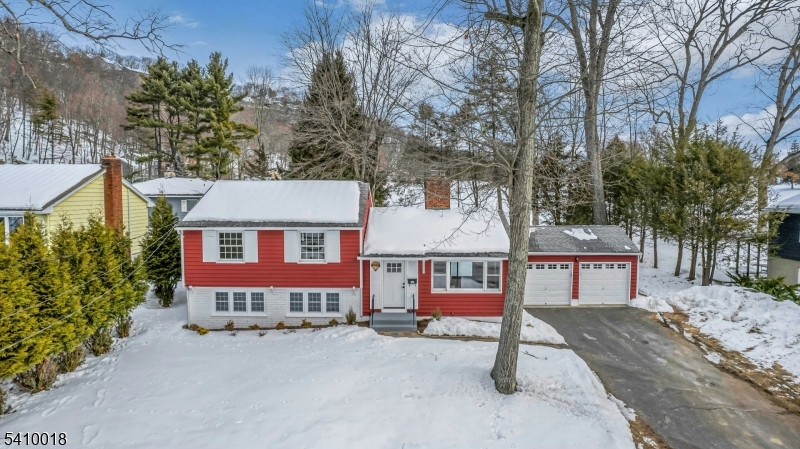 LAKE MOHAWK - Residential