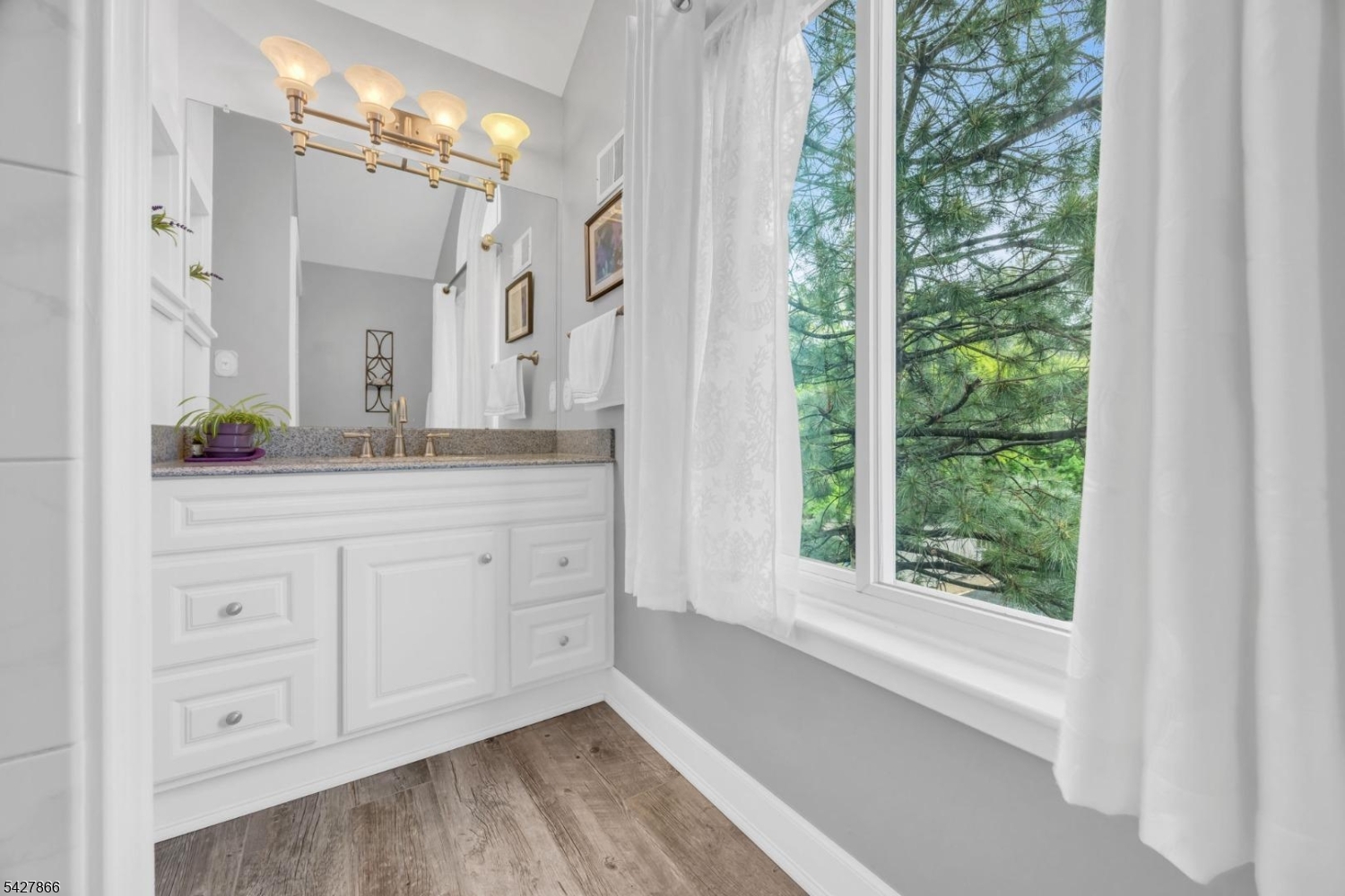 Huntington Park - Residential