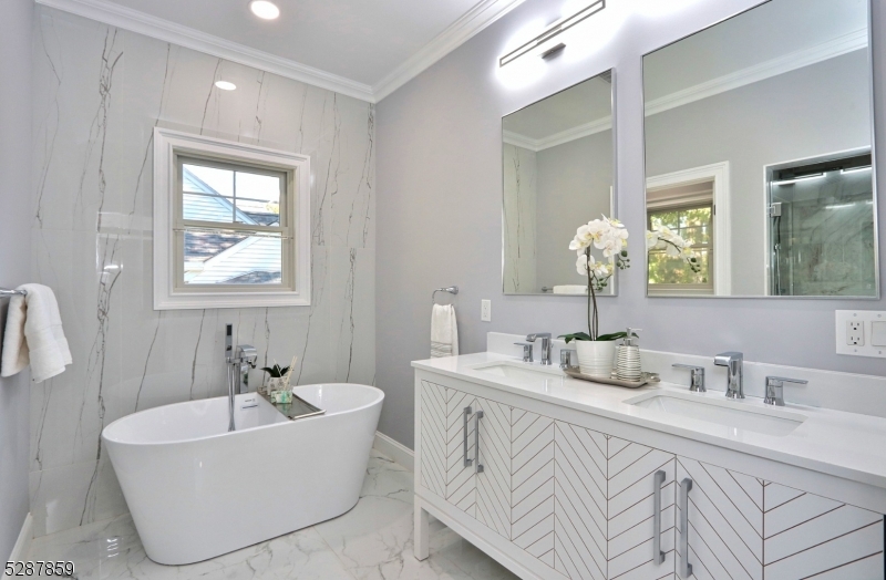 Long Hill Commons - Residential