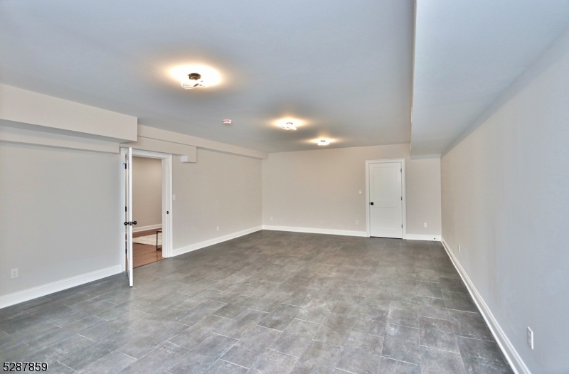 Long Hill Commons - Residential