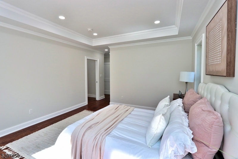 Long Hill Commons - Residential