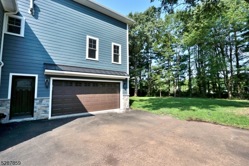 Long Hill Commons - Residential