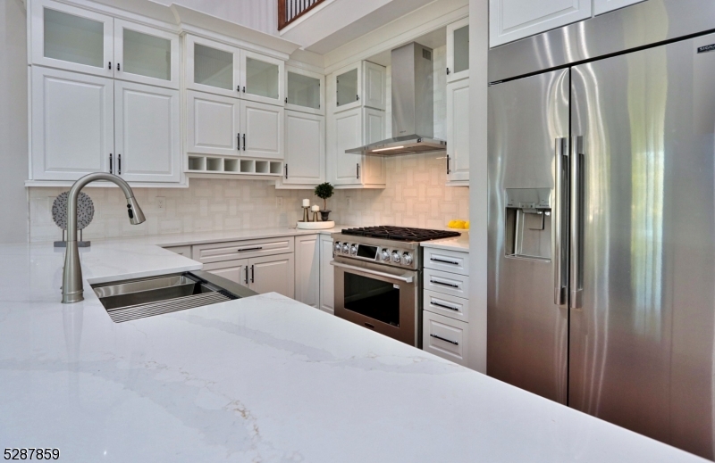 Long Hill Commons - Residential