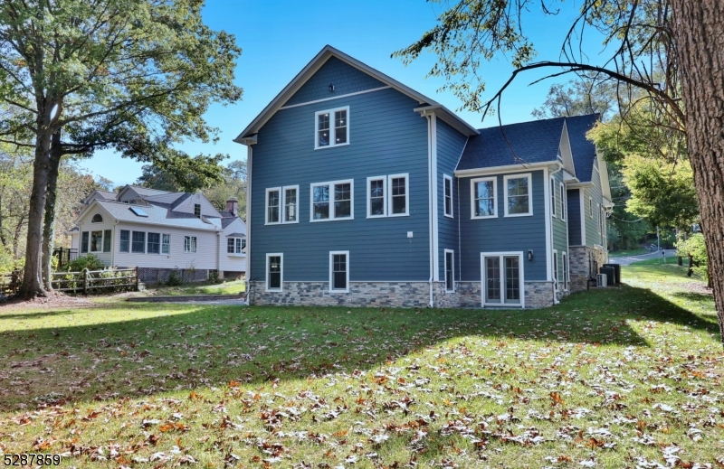 Long Hill Commons - Residential