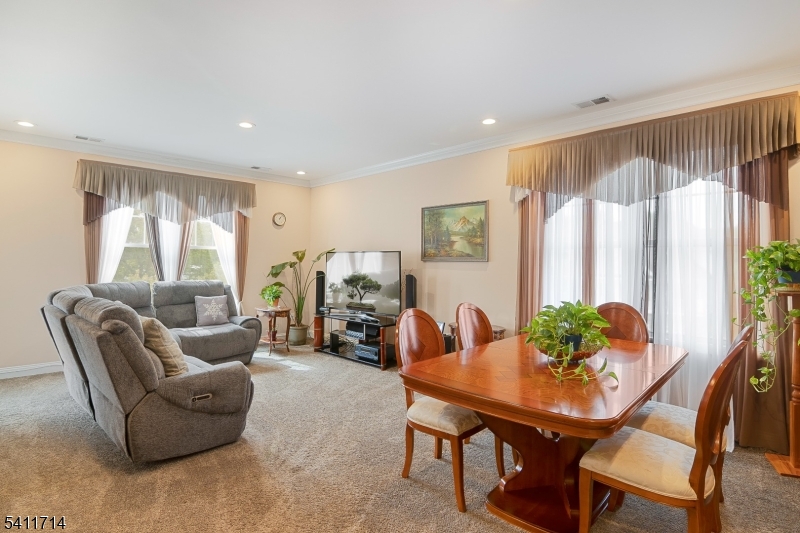 Lakeland Village Condos - Residential Lease