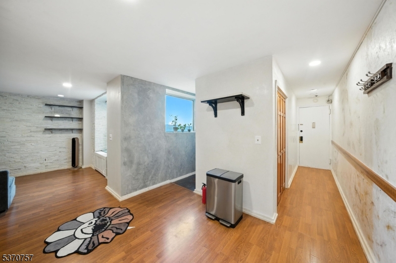 Gothic Towers - Residential