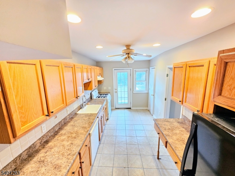 Overlook - Residential Lease