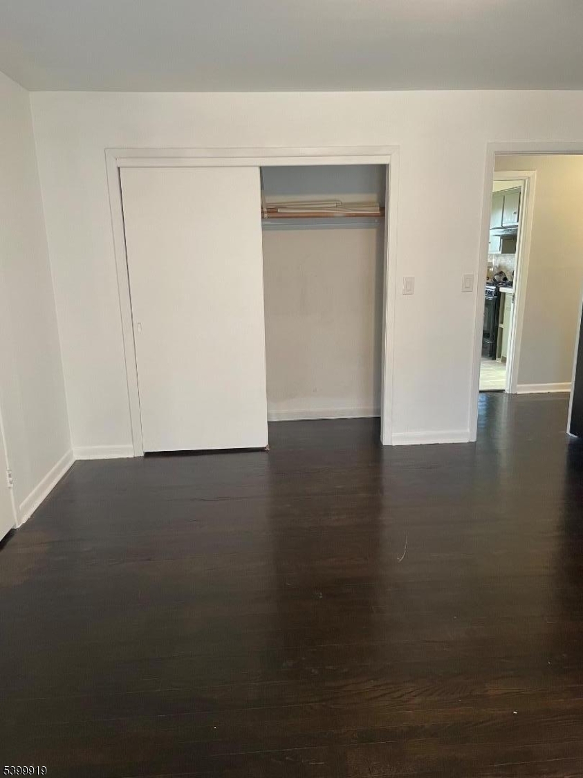 DOWNTOWN - Residential Lease