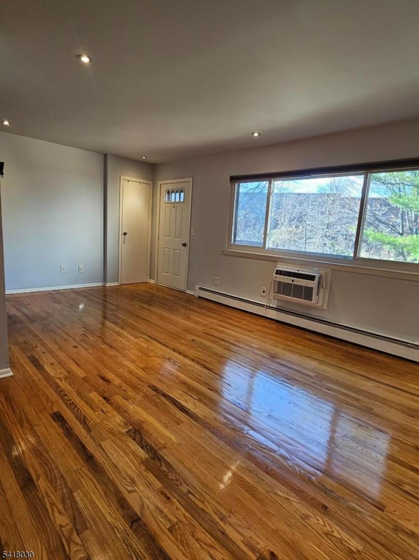 Wyndmoor / Woodbridge - Residential