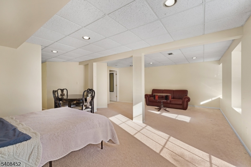 Woodmont - Residential Lease