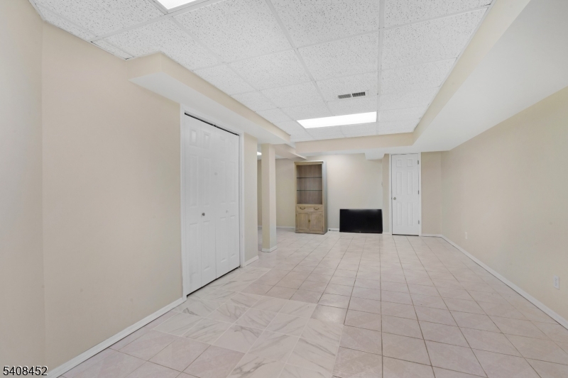 Woodmont - Residential Lease