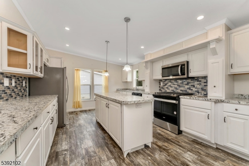 Highlander Hills Estate - Residential