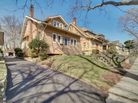 27 Colonial Ter, East Orange City, NJ 07017 - MLS#: 3954733