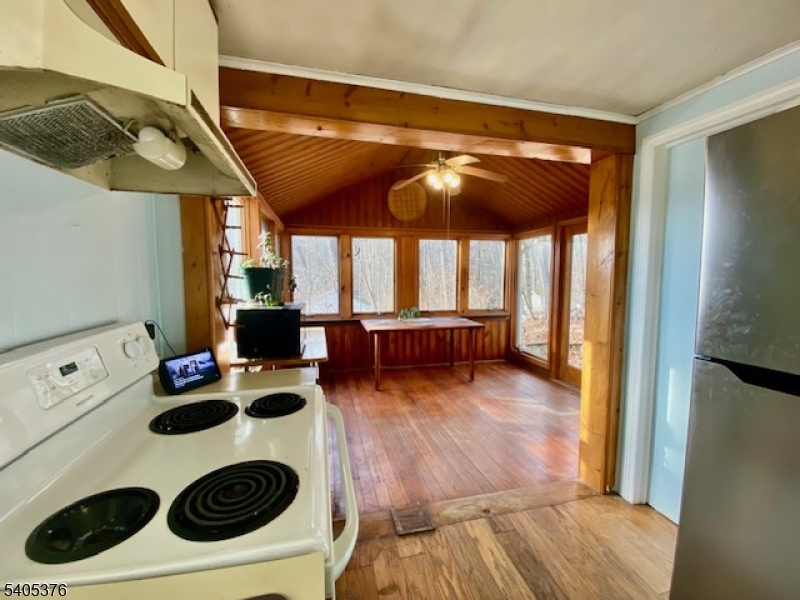 LAKE SHAWNEE - Residential