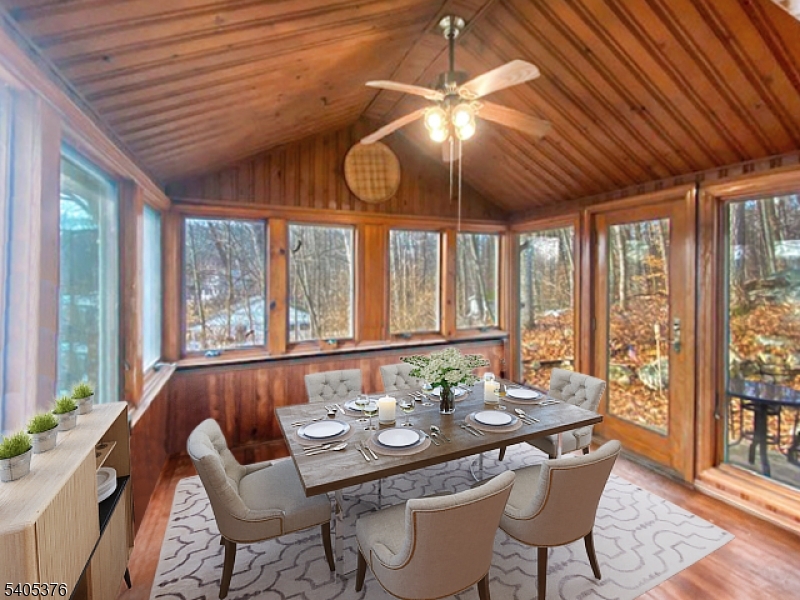 LAKE SHAWNEE - Residential