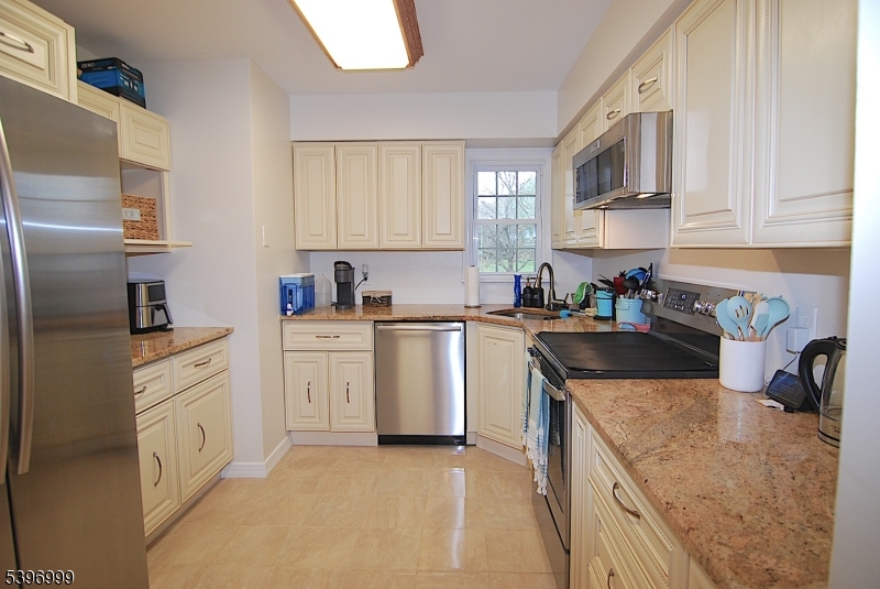 Spring Ridge - Residential