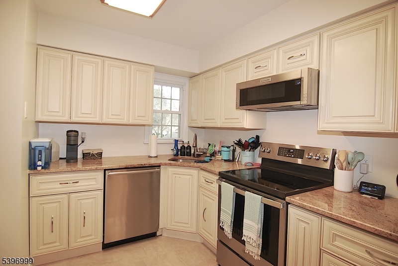 Spring Ridge - Residential