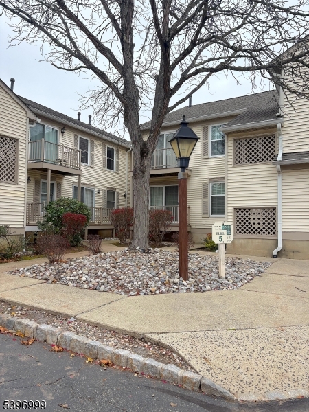 Spring Ridge - Residential