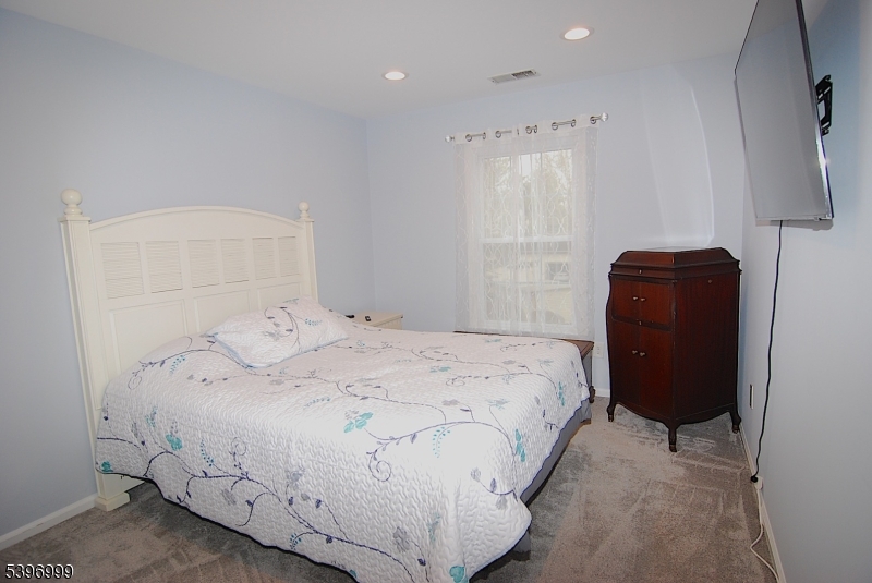 Spring Ridge - Residential