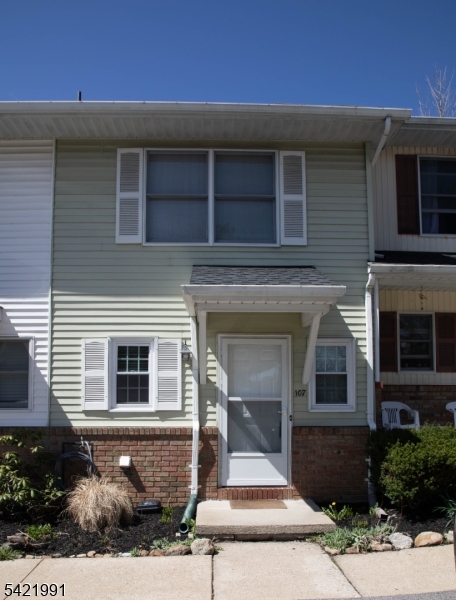 Brookview Court - Residential