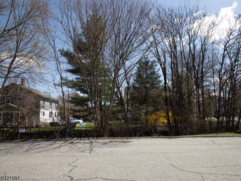 Brookview Court - Residential