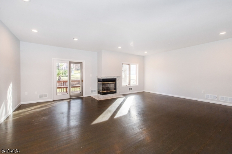 Stepping Ridge - Residential Lease