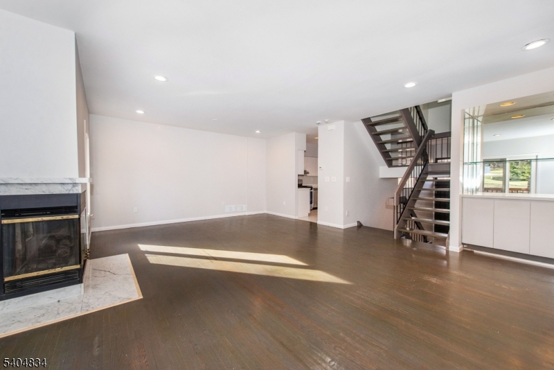 Stepping Ridge - Residential Lease