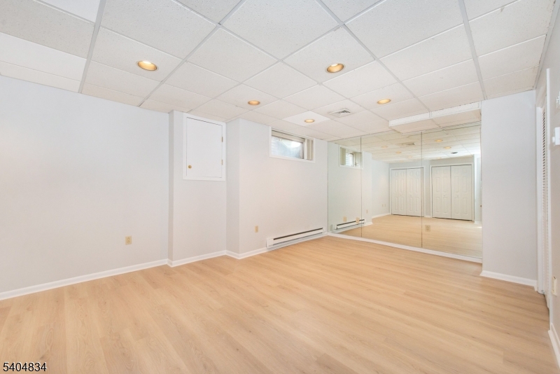 Stepping Ridge - Residential Lease