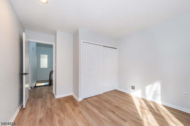 Stepping Ridge - Residential Lease