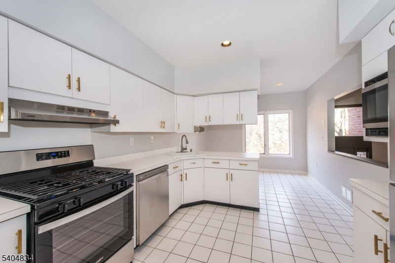 Stepping Ridge - Residential Lease