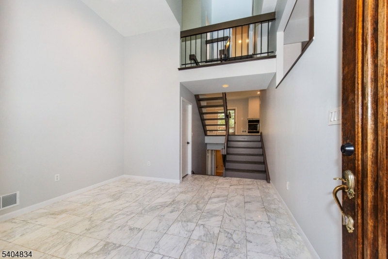 Stepping Ridge - Residential Lease