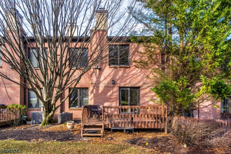 Stepping Ridge - Residential Lease